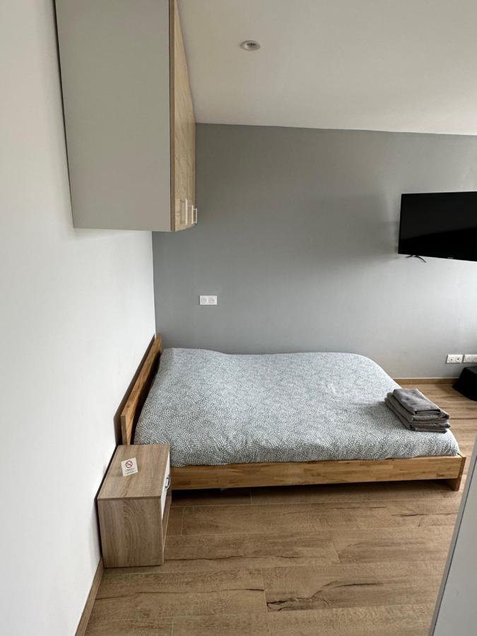 Super Studio En Face De La Gare De Mulhouse Exterior foto